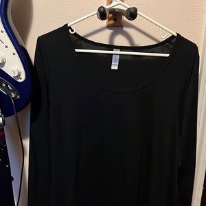 Black long sleeve scoop neck top